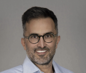 Dr David Znaty